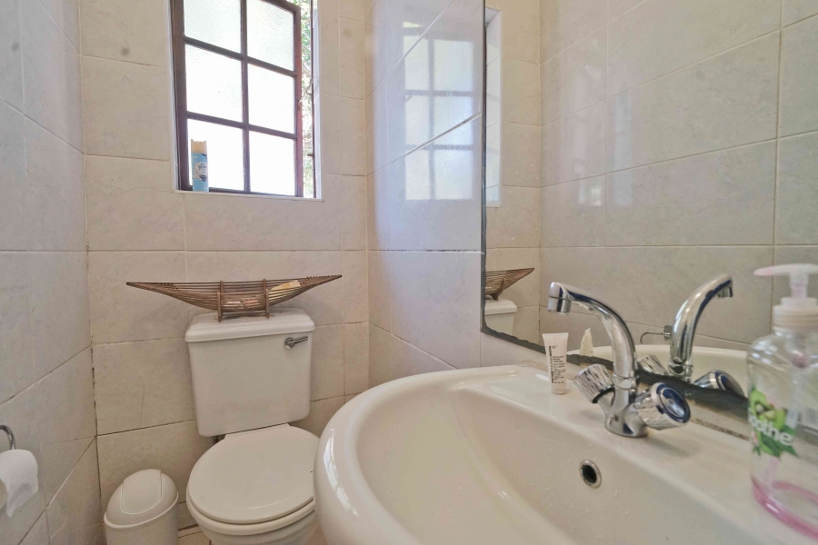 5 Bedroom Property for Sale in Vincent Eastern Cape